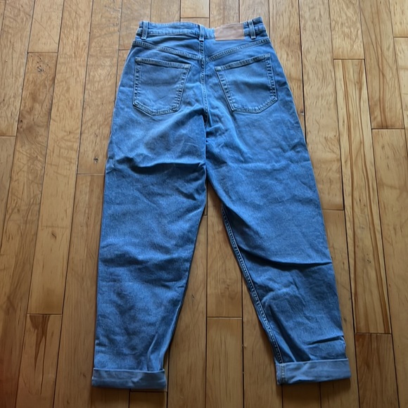mom jeans - Picture 3 of 3